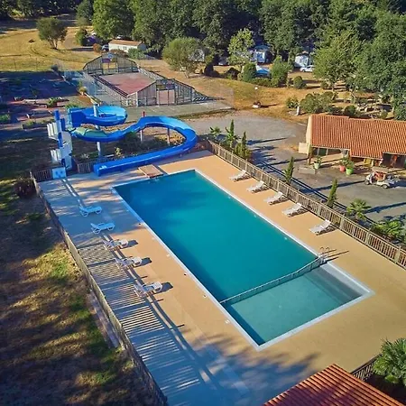 M.home Confort F028 2chbr/5pers *