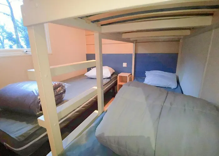 Camping M.home Confort F028 2chbr/5pers *