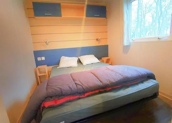 Camping M.home Confort F028 2chbr/5pers La Boissiere-de-Montaigu