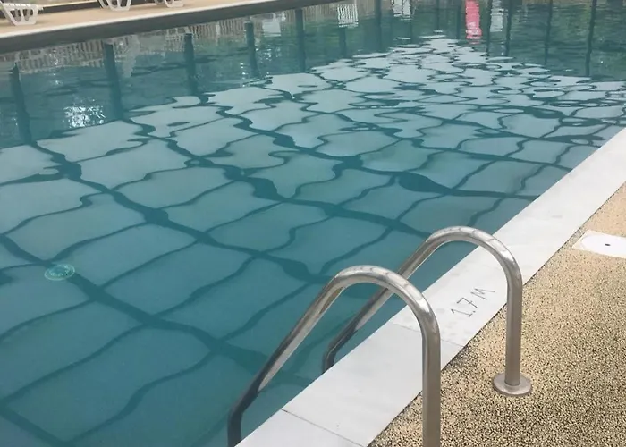 M.home Confort F028 2chbr/5pers Camping